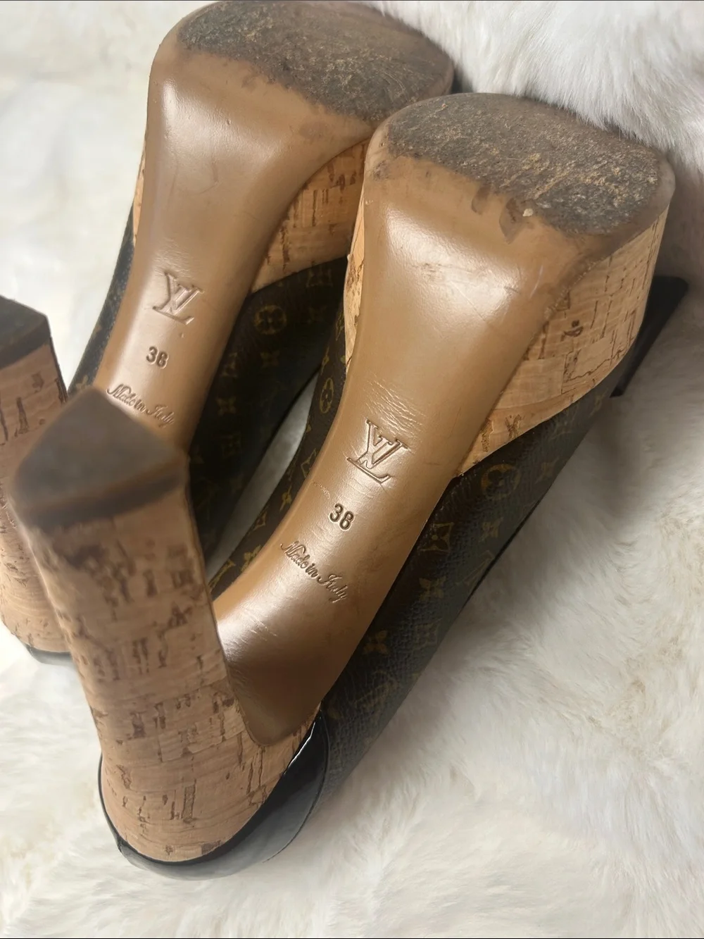 Louis Vuitton Rivoli Monogram Cork Platform Bow Pumps Size 38